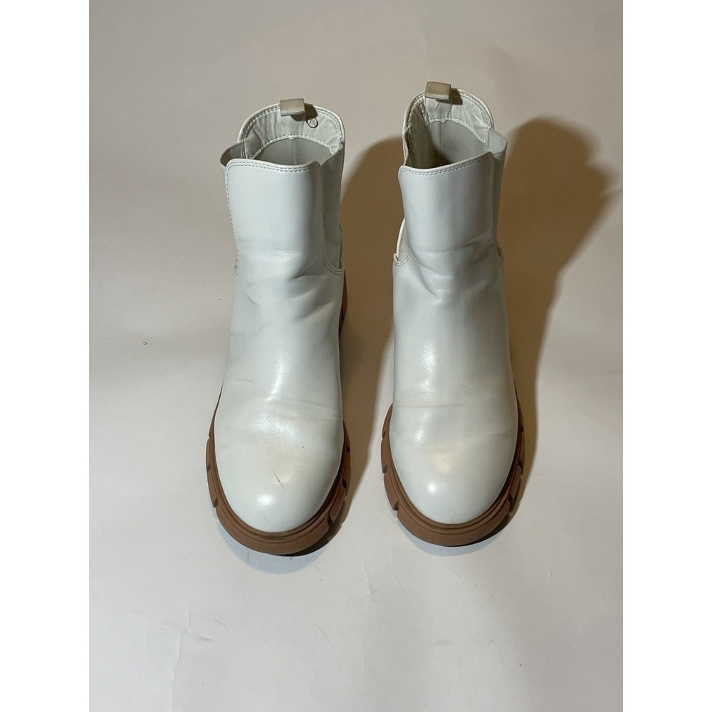 Steve Madden Howler Booties Color White With Tan Soles Women's Size 7.5